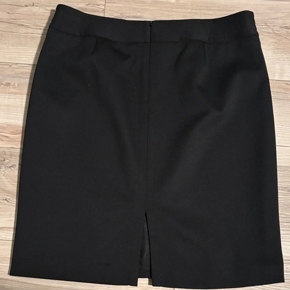 LOFT Black Women's Skirt